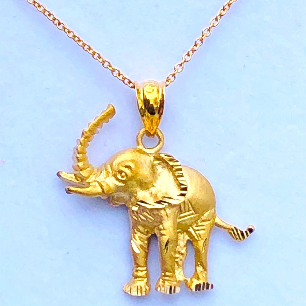 SOLD!! SOLID Gold Elephant 🐘 Pendant